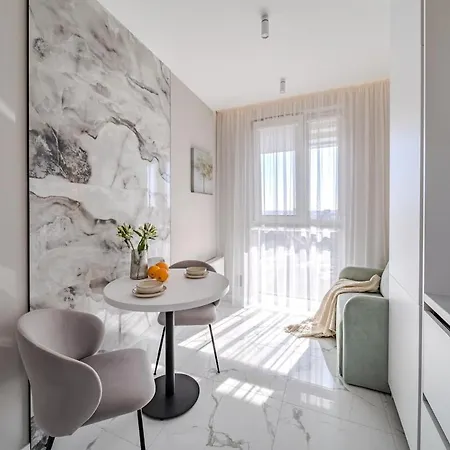 Apartmán сучасна з панорамним видом у львові