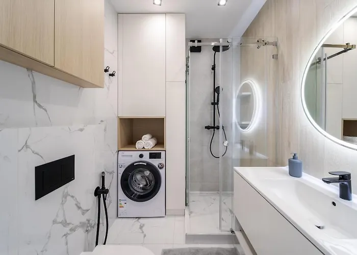 сучасна з панорамним видом у львові Lemberg