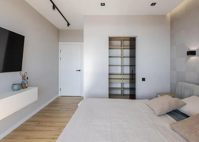 сучасна з панорамним видом у львові Apartmán *