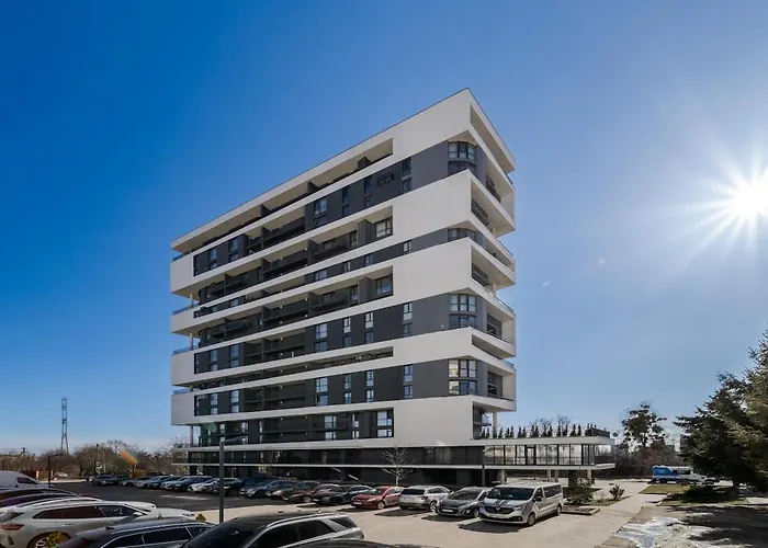 сучасна з панорамним видом у львові Apartment